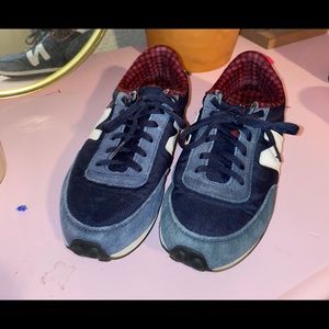 410 New Balance shoes